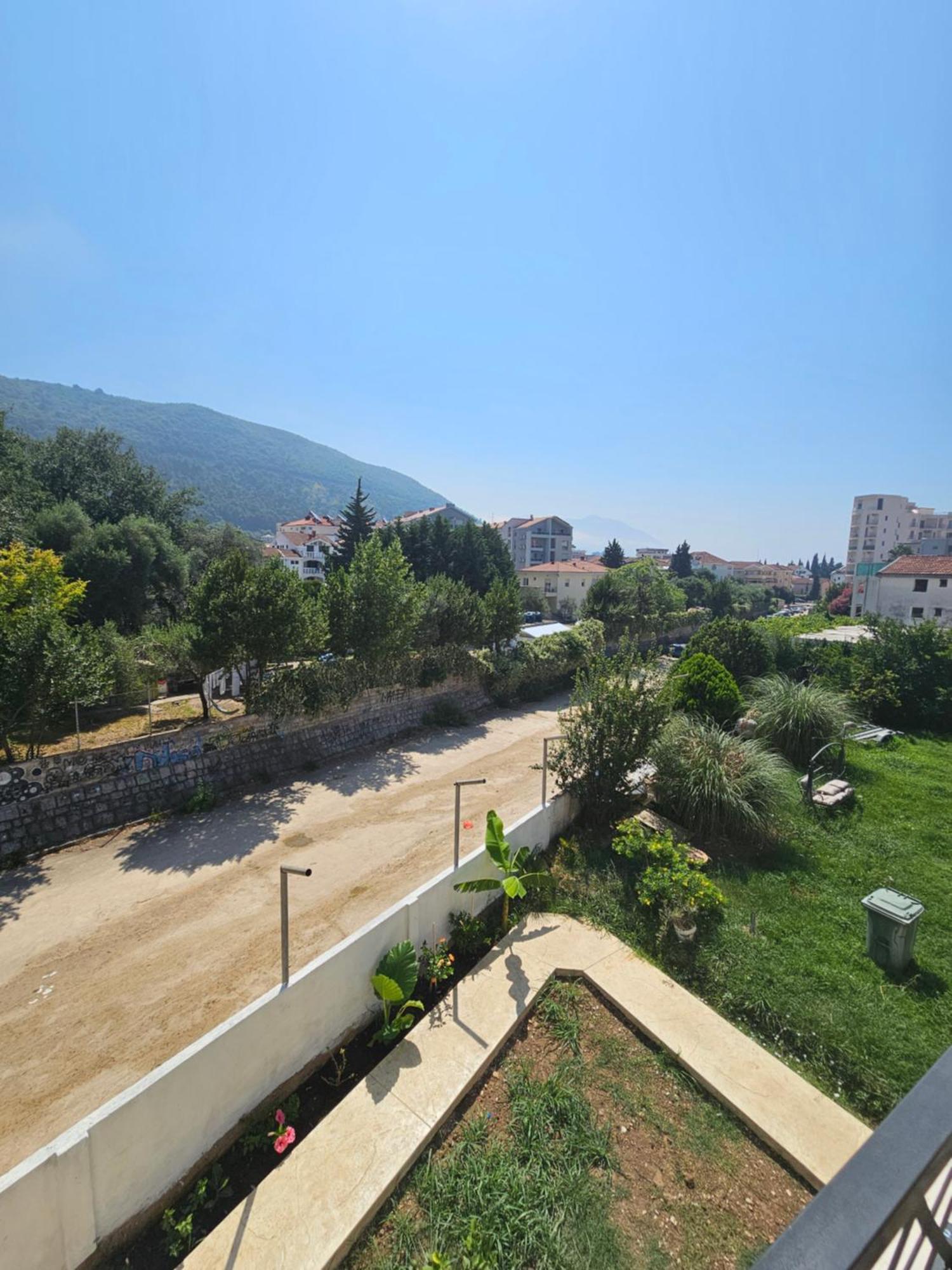 La Vida Apartments Budva Eksteriør billede